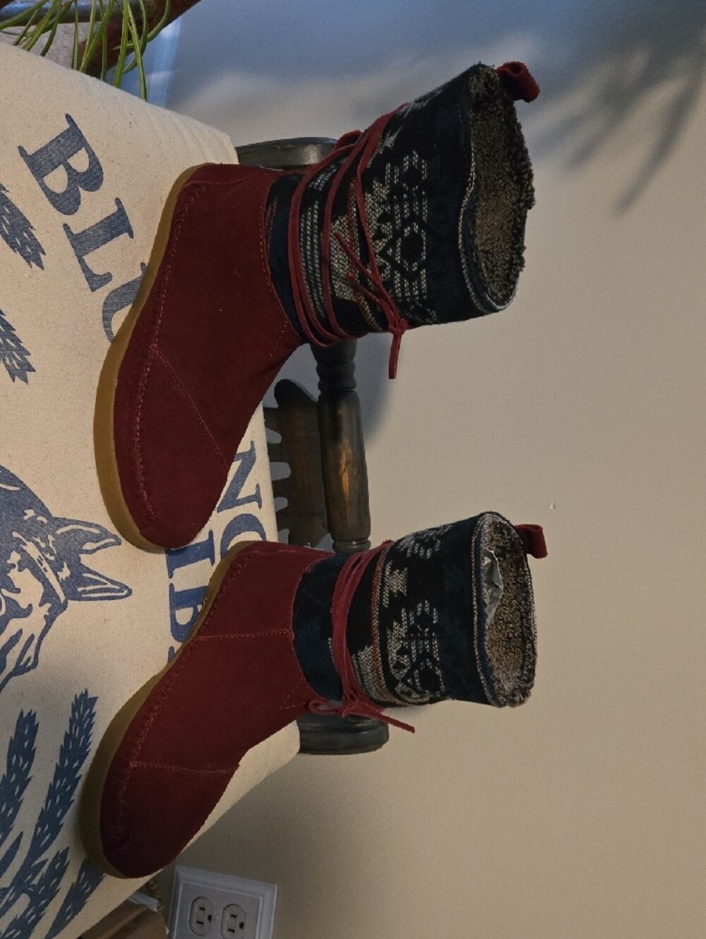 Toms Women's Burgundy Red Suede Winter Boots with Patterned Knit Cuff - Picture 4 of 8